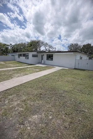 $4,000 | 9441 Caribbean Boulevard, Cutler Bay, FL 33189