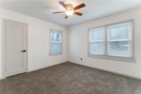 $274,500 | 8107 Antioch Road, Overland Park, KS 66204