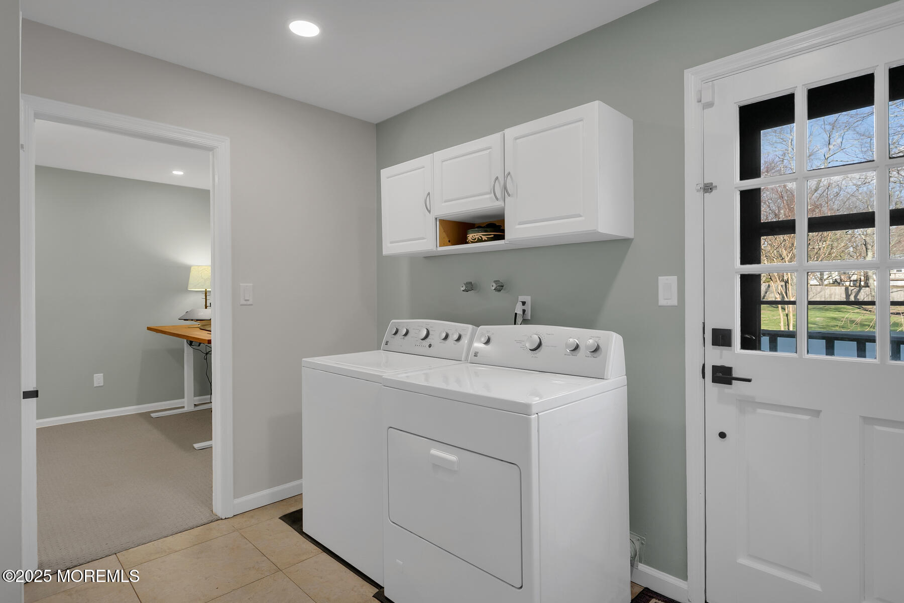 41 Farm Road Middletown, NJ 07748 - Photo 20 of 63 Laundry Room/Mud Room
