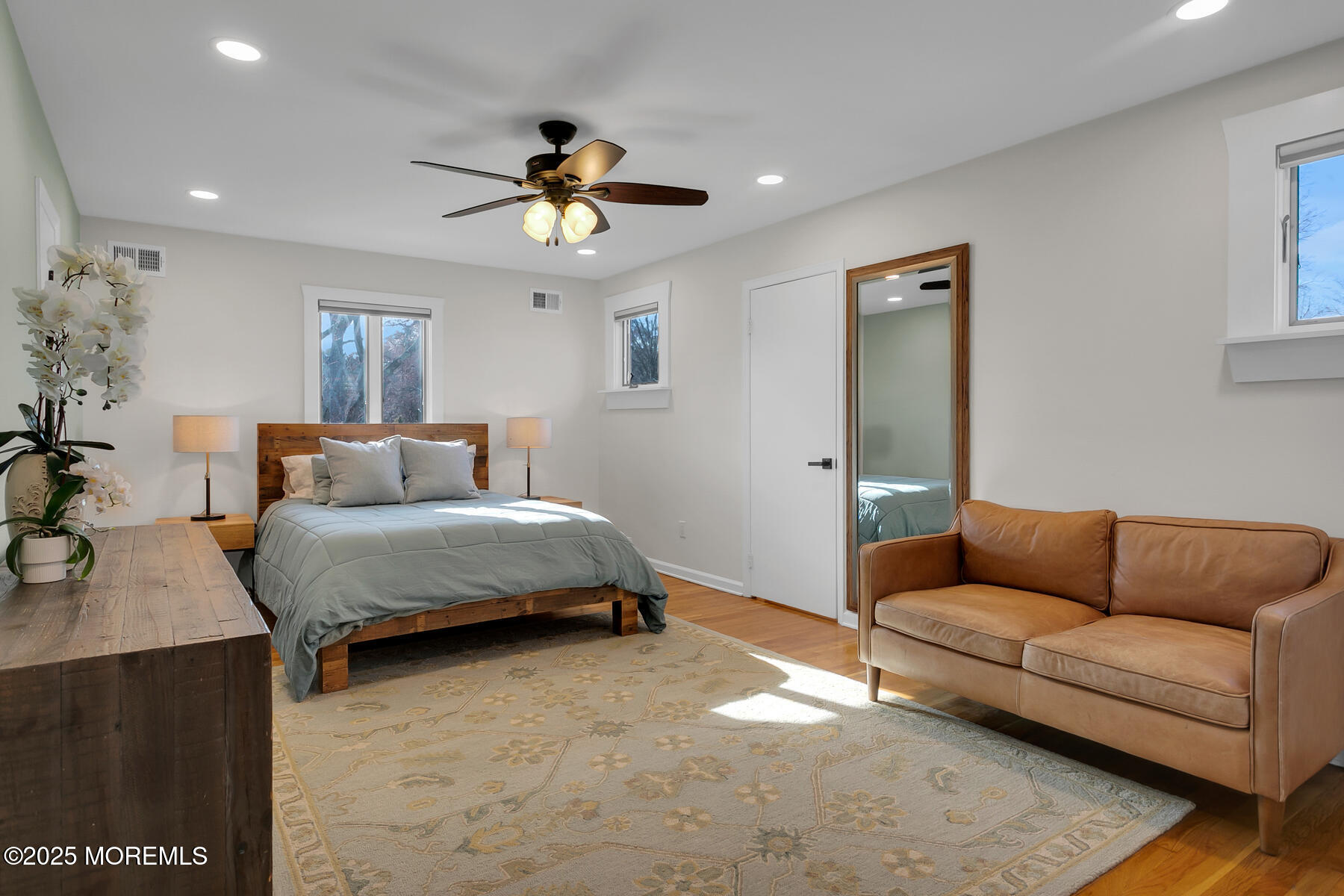 41 Farm Road Middletown, NJ 07748 - Photo 27 of 63 Primary Bedroom w/ Ensuite