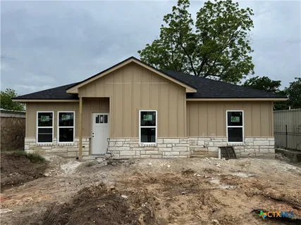 $219,900 | 606 Bridge Street, Gatesville, TX 76528