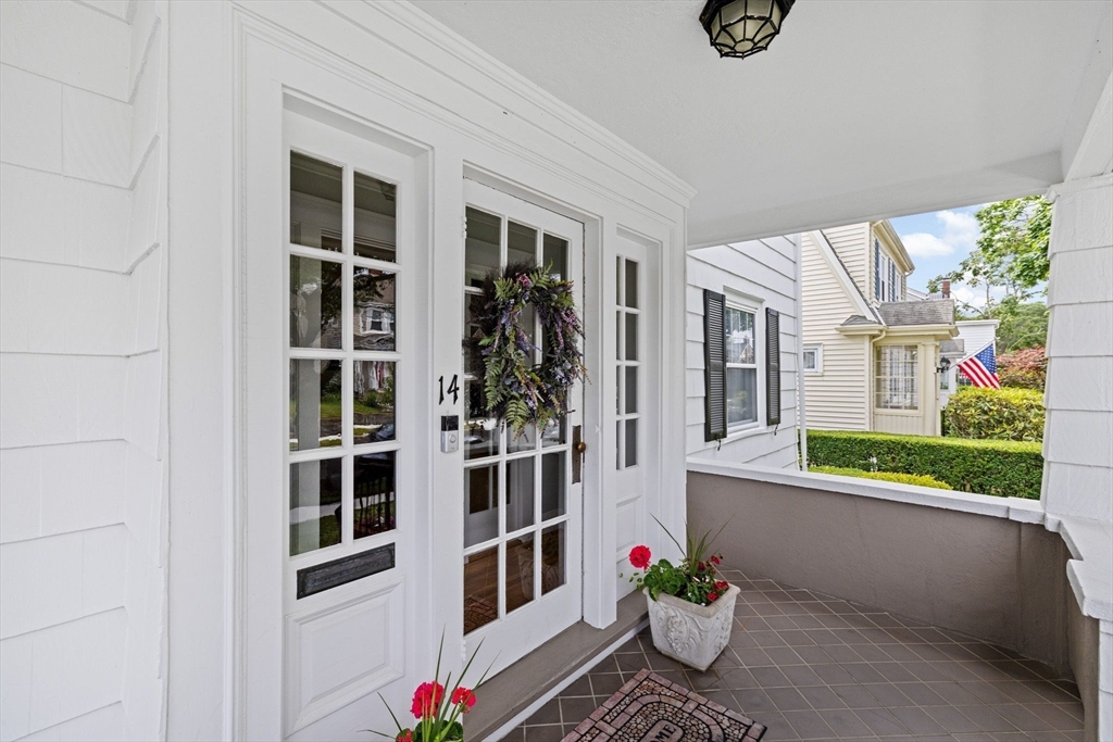 14 Maypole Road Quincy, MA 02169 - Photo 3 of 42 Gallery Image 3
