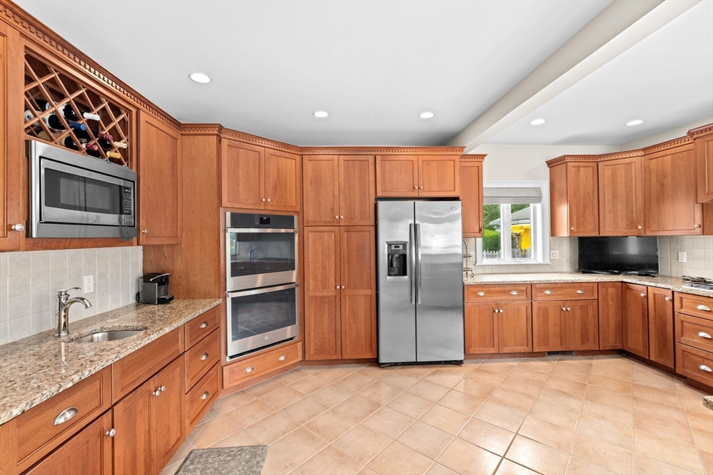 14 Maypole Road Quincy, MA 02169 - Photo 6 of 42 Gallery Image 6