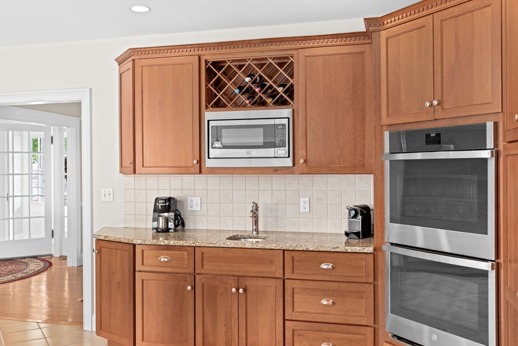 14 Maypole Road Quincy, MA 02169 - Photo 8 of 42 Gallery Image 8