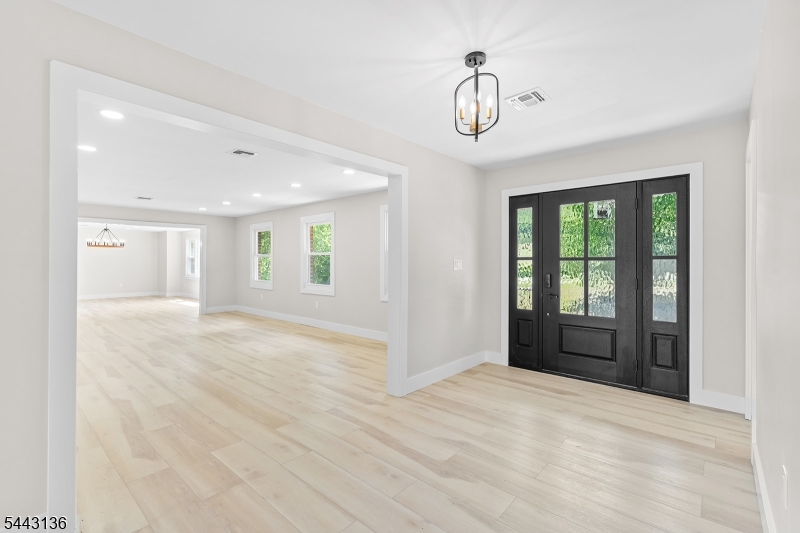 14 Lewisburg Road Wantage, NJ 07461 - Photo 4 of 41