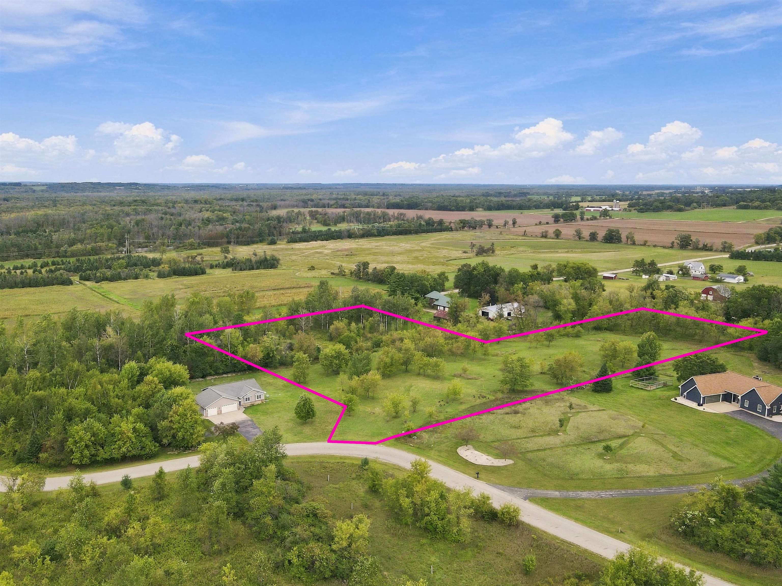 Erinwood Road, Unit 2 New London, WI 54961 - Photo 1 of 8 Gallery Image 1