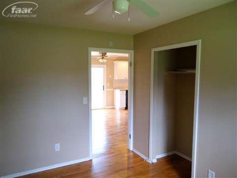 2401 East Stanley Road Mount Morris, MI 48458 - Photo 20 of 34 20415835-19.JPG
