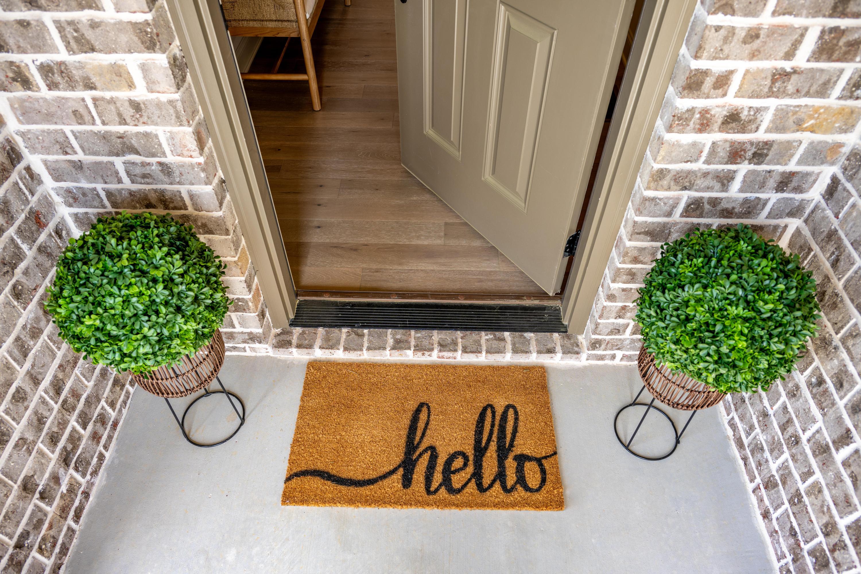 583 Prema Drive East Ridge, TN 37412 - Photo 5 of 39 2025_04_April_583_Prema_Dr_0005