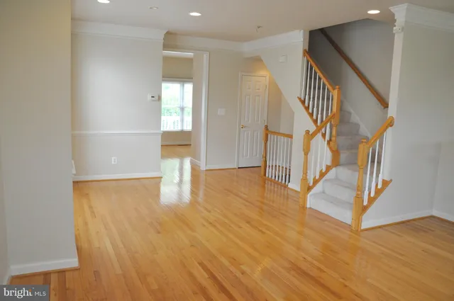 $3,500 | 503 Casey Lane, Rockville, MD 20850