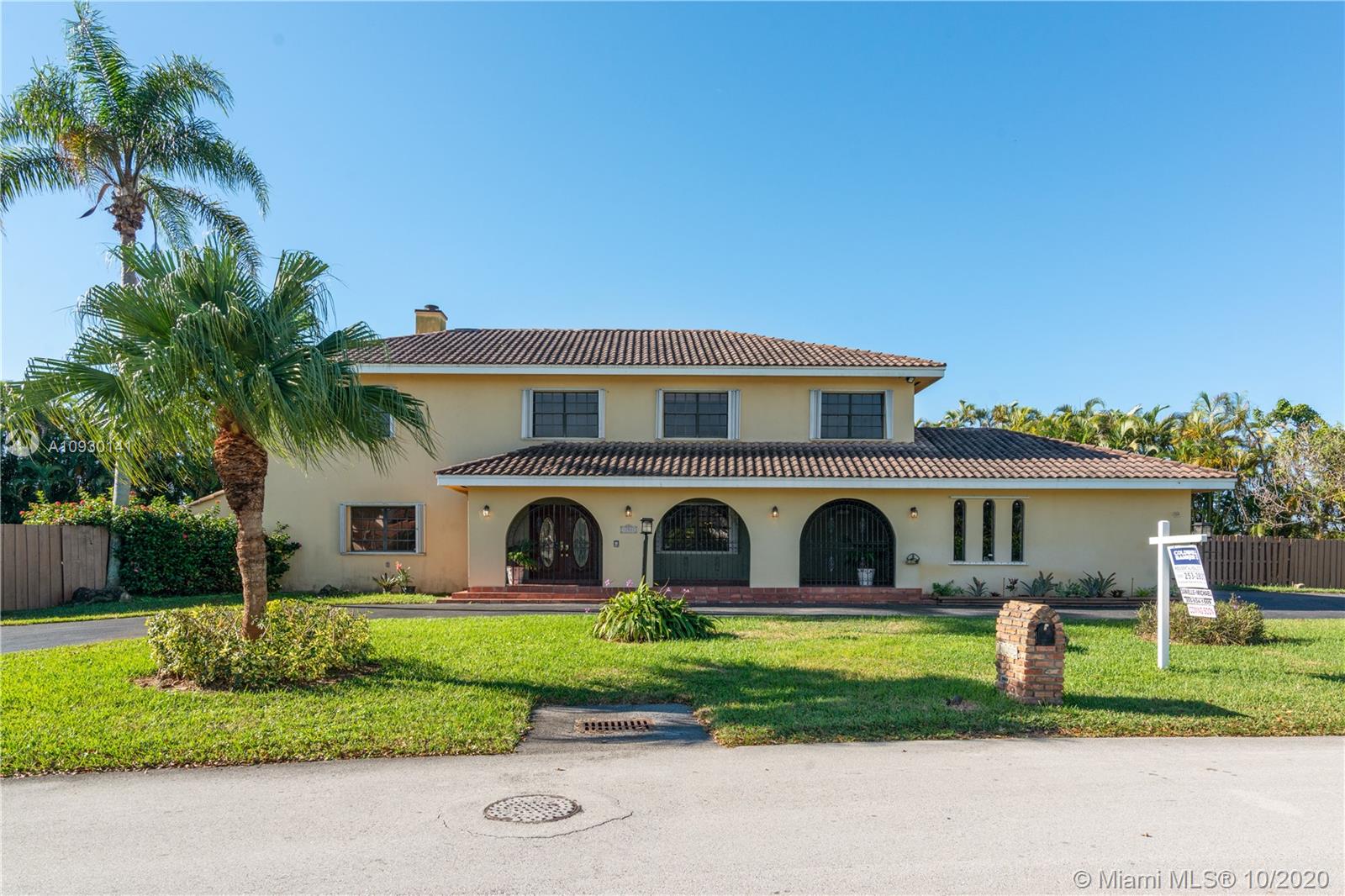10382 Southwest 144th Street Miami, FL 33176 - Photo 2 of 17