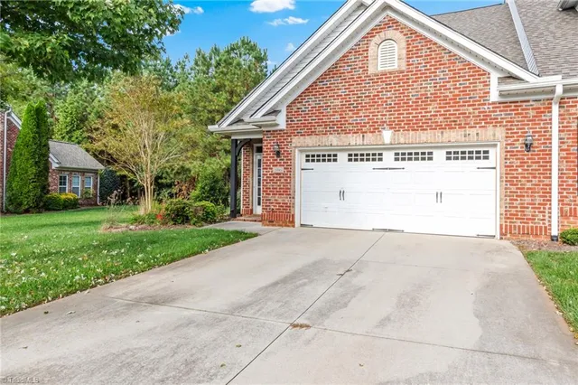 $379,900 | 106 Queensbury Drive, Winston-Salem, NC 27127