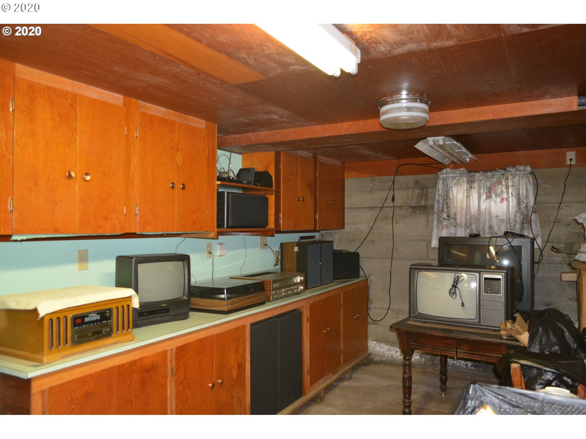24355 Southwest Boones Ferry Road Tualatin, OR 97062 - Photo 24 of 29 Gallery Image 24