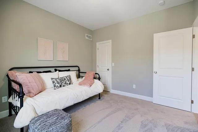 $697,771 | 24363 West 126th Terrace, Olathe, KS 66061