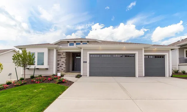 $697,771 | 24363 West 126th Terrace, Olathe, KS 66061