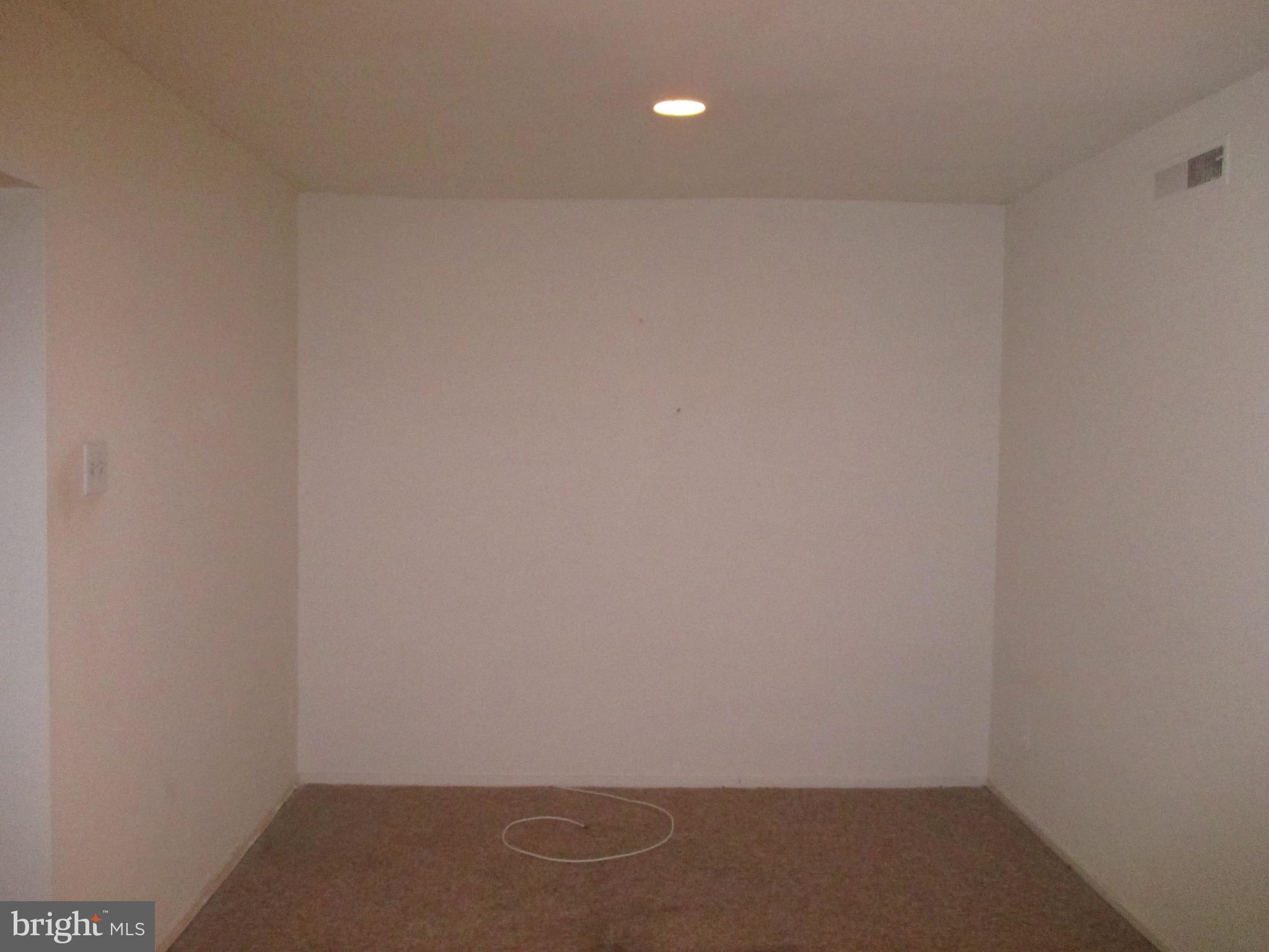 19317 Club House Road, Unit 302 Gaithersburg, MD 20886 - Photo 8 of 18