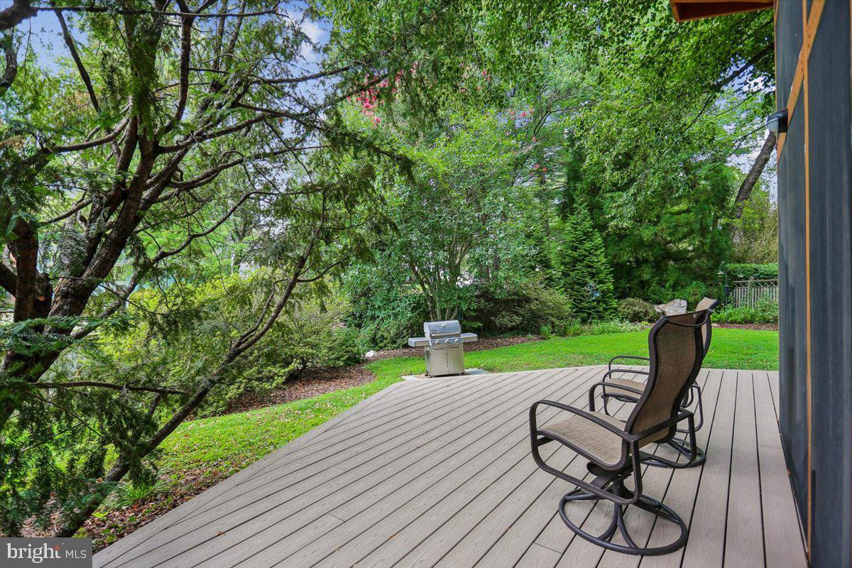6500 Pyle Road Bethesda, MD 20817 - Photo 41 of 57 Deck
