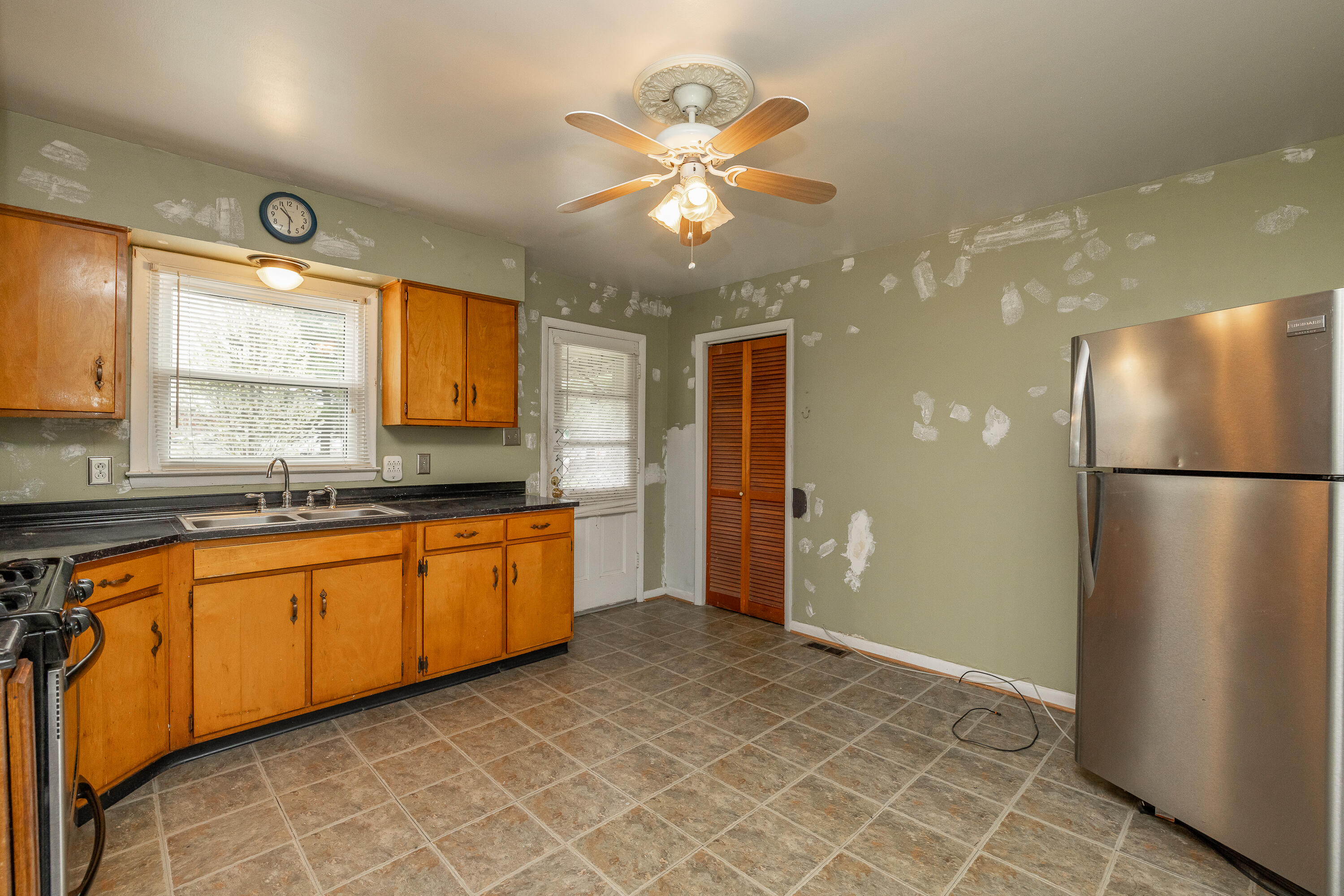 1120 Kees Road, Unit A AND 2 Lexington, KY 40505 - Photo 8 of 32 2-6