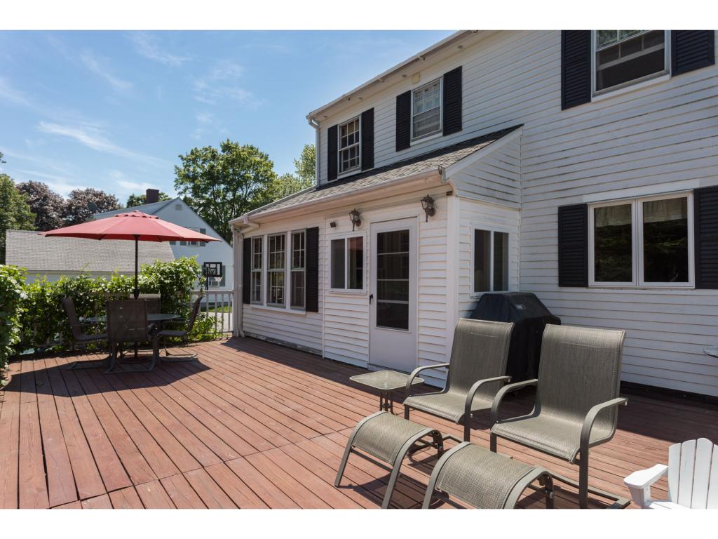 8 Colonial Road Kittery, ME 03904 - Photo 20 of 24