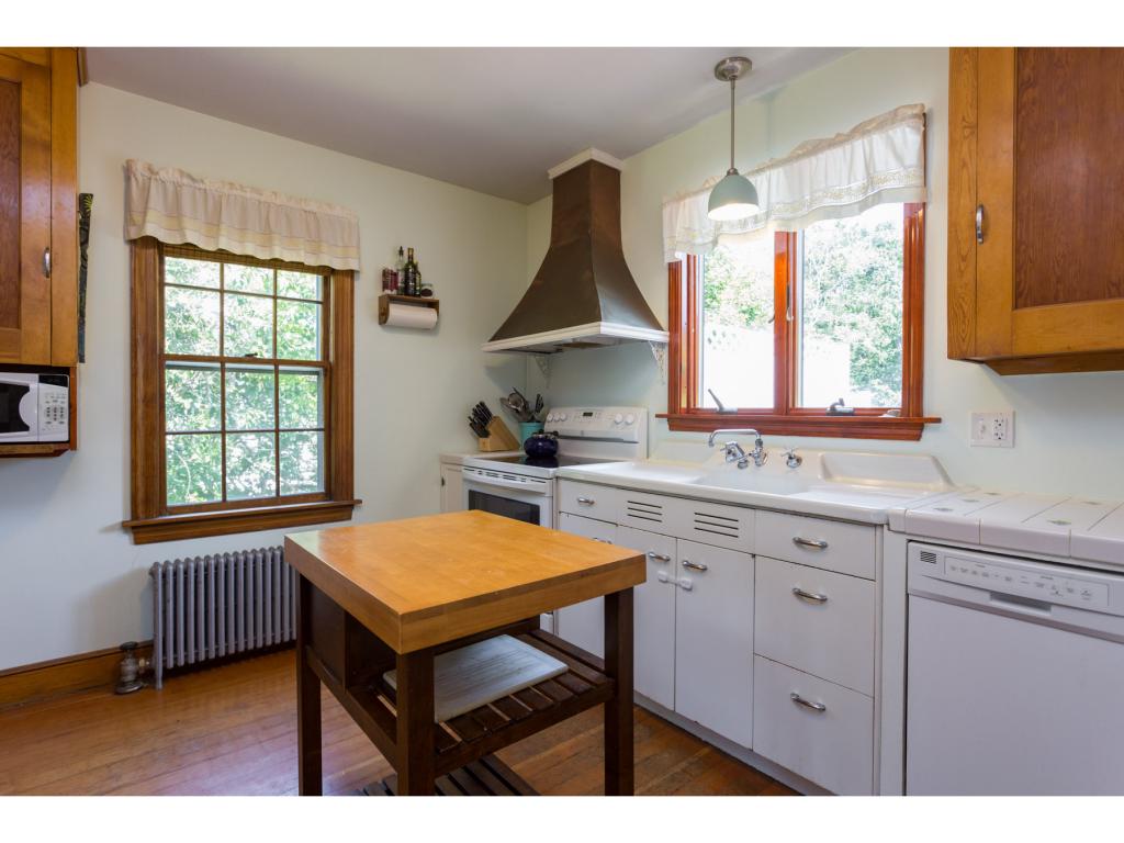 8 Colonial Road Kittery, ME 03904 - Photo 8 of 24