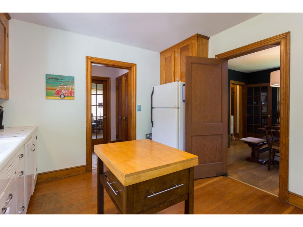 8 Colonial Road Kittery, ME 03904 - Photo 10 of 24
