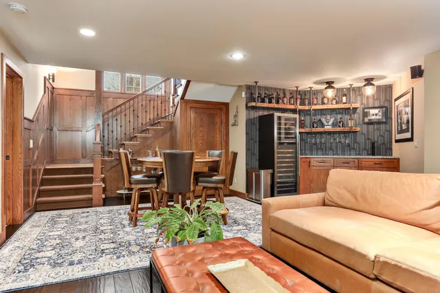 $5,750 | 2012 West Laurel Avenue, Minneapolis, MN 55405