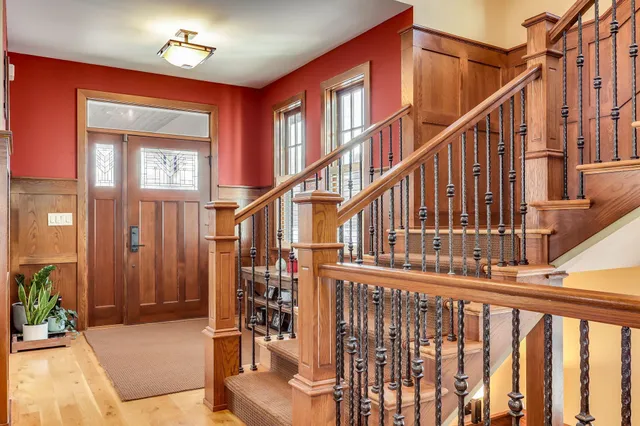 $5,750 | 2012 West Laurel Avenue, Minneapolis, MN 55405