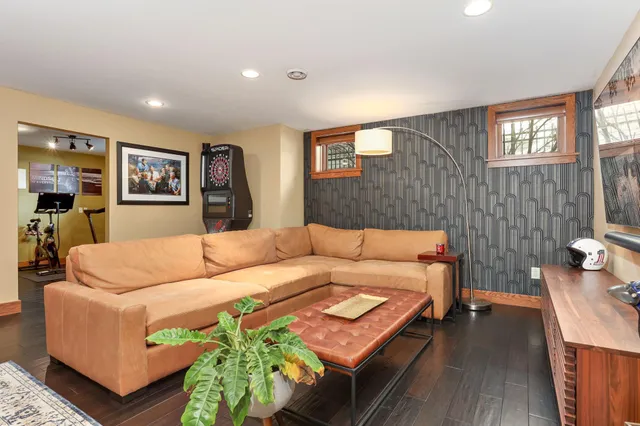 $5,750 | 2012 West Laurel Avenue, Minneapolis, MN 55405