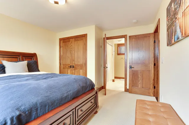 $5,750 | 2012 West Laurel Avenue, Minneapolis, MN 55405