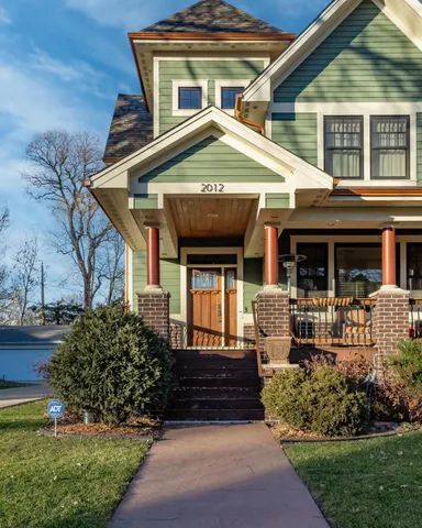 $5,750 | 2012 West Laurel Avenue, Minneapolis, MN 55405