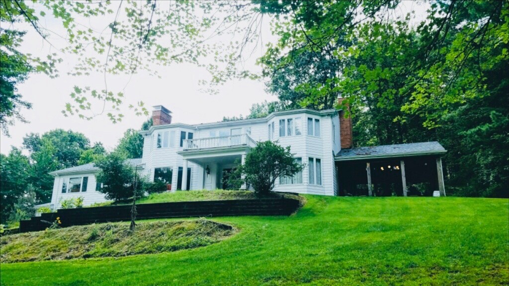 555 Thayer Road Perinton, NY 14450 - Photo 1 of 1 Gallery Image 1