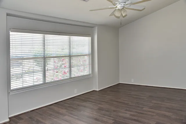 $183,000 | 13600 Breton Ridge Street, Unit 26C, Houston, TX 77070