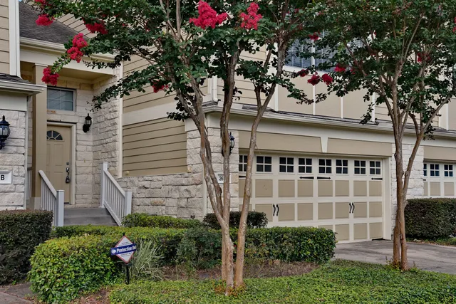 $183,000 | 13600 Breton Ridge Street, Unit 26C, Houston, TX 77070