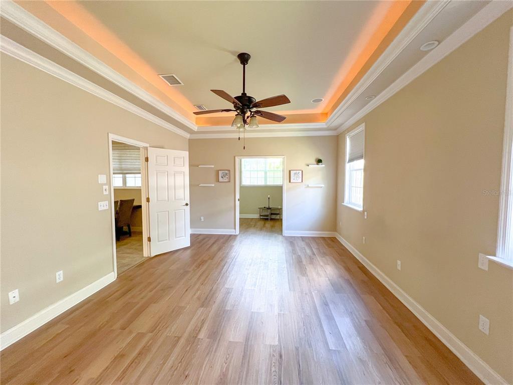 9048 Southwest 76th Avenue Gainesville, FL 32608 - Photo 12 of 17