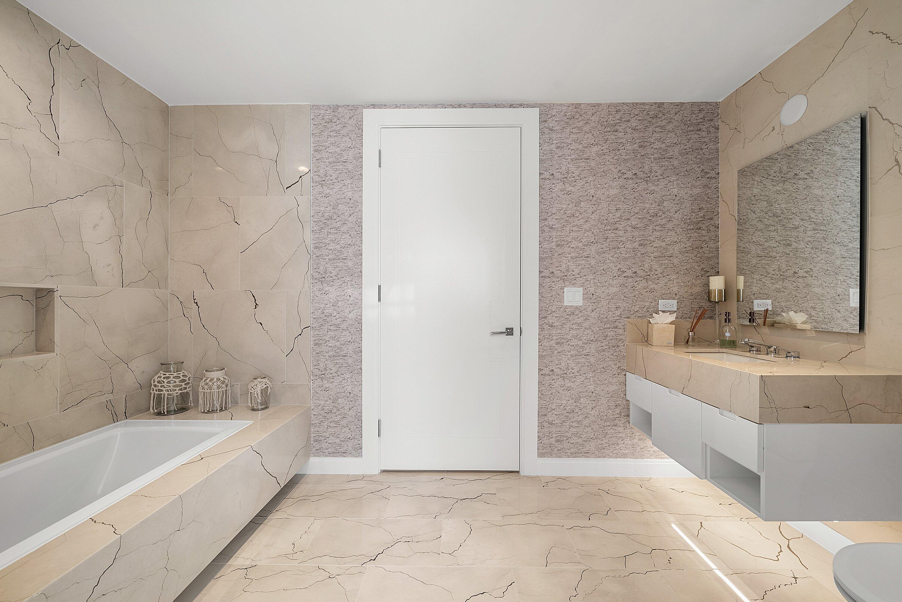 3550 South Ocean Boulevard, Unit 7C South Palm Beach, FL 33480 - Photo 33 of 66 a bathroom with a bathtub and a sink