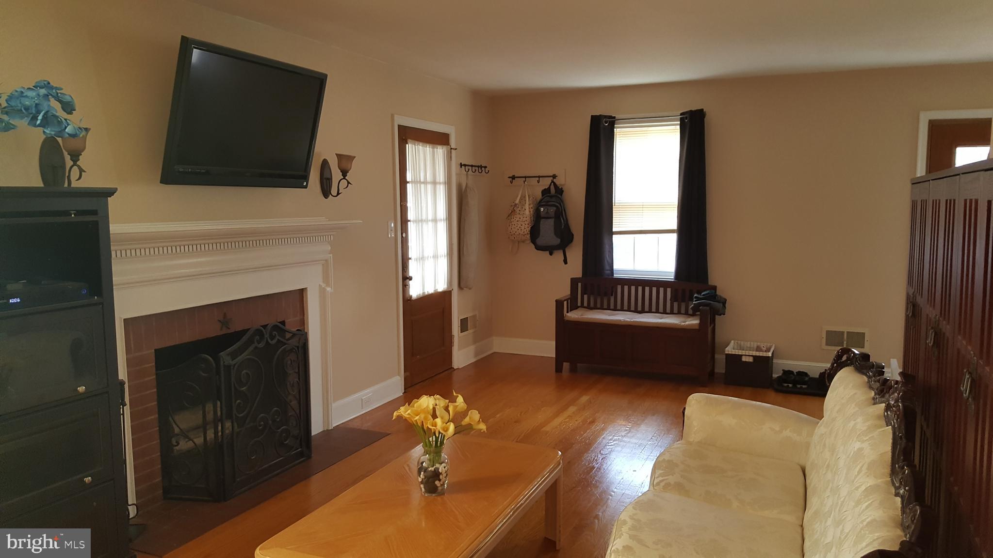 29 Hillside Road Claymont, DE 19703 - Photo 4 of 20 Gallery Image 4