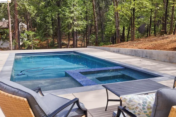 $579,000 | 24159 Awahanee Road, Sonora, CA 95370