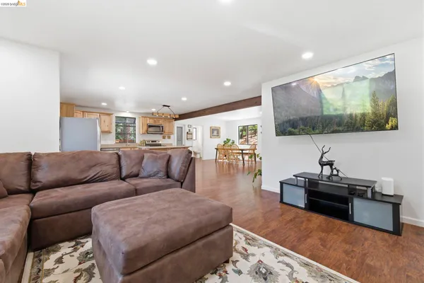 $579,000 | 24159 Awahanee Road, Sonora, CA 95370