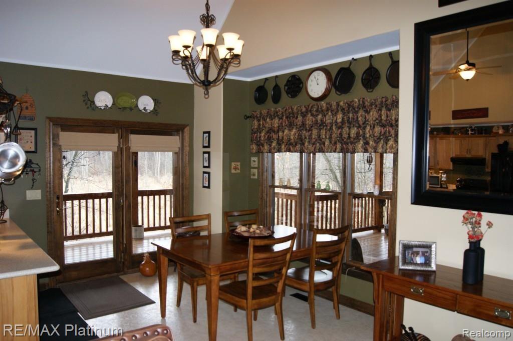 7117 North Fleming Road Fowlerville, MI 48836 - Photo 5 of 97