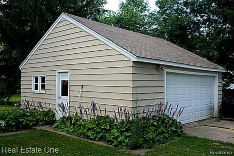 8040 Sharp Road Swartz Creek, MI 48473 - Photo 18 of 22 DSC00466.JPG