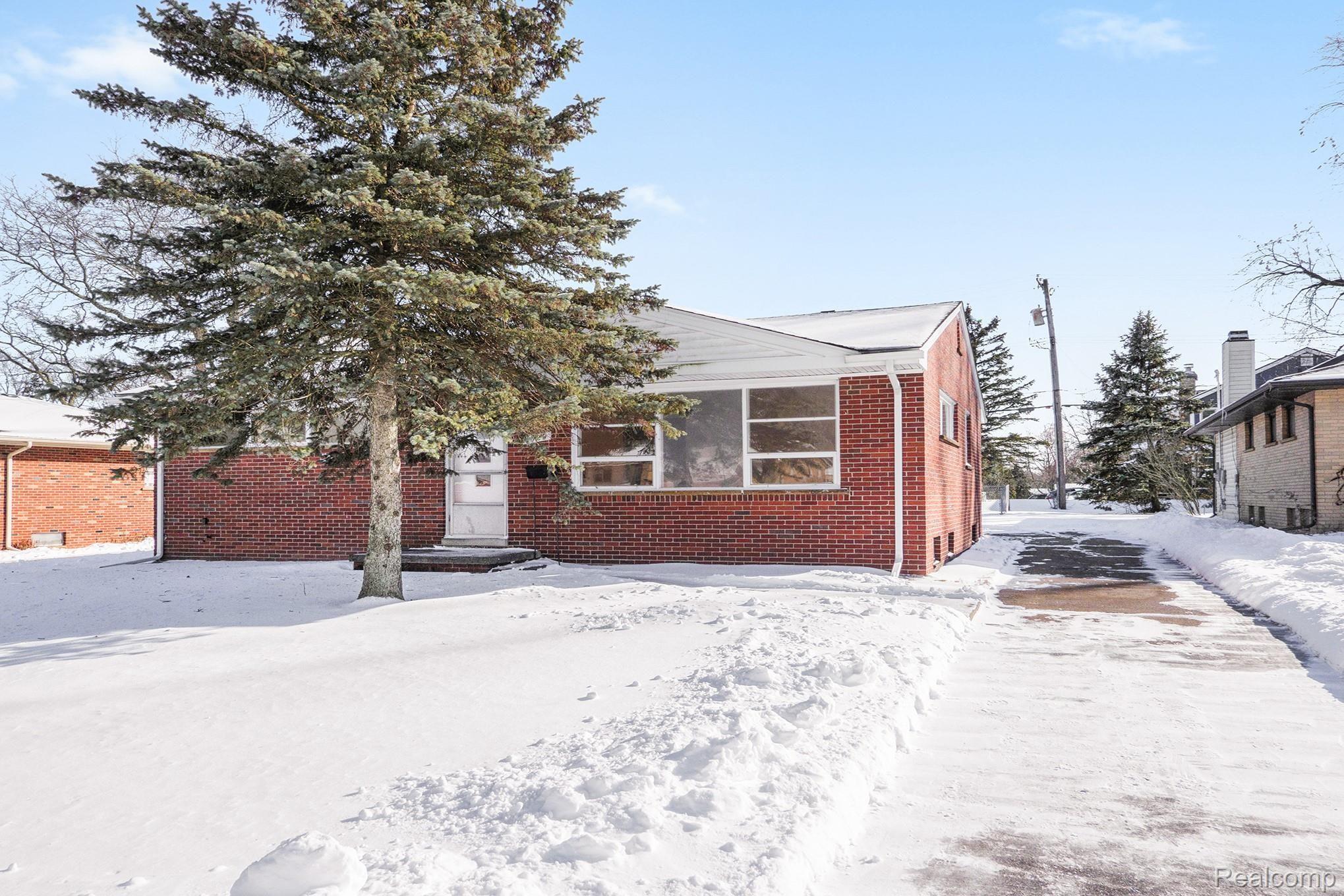 1829 Hanover Road Ann Arbor, MI 48103 - Photo 2 of 37 photo_44.jpg