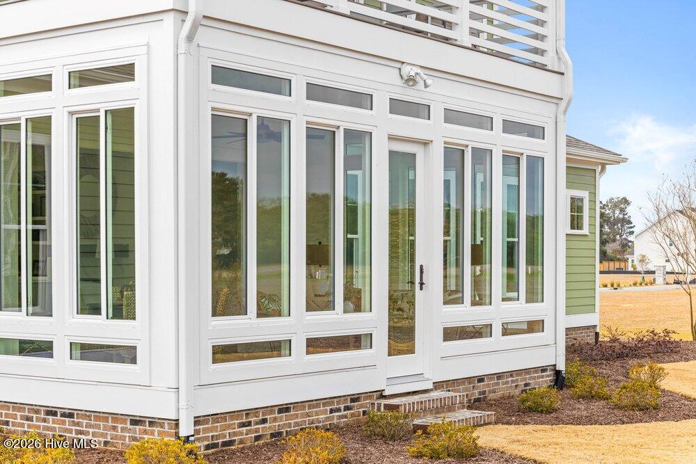 357 Planters Walk Hampstead, NC 28443 - Photo 56 of 62 Look at the custom details in this Four Seasons room.