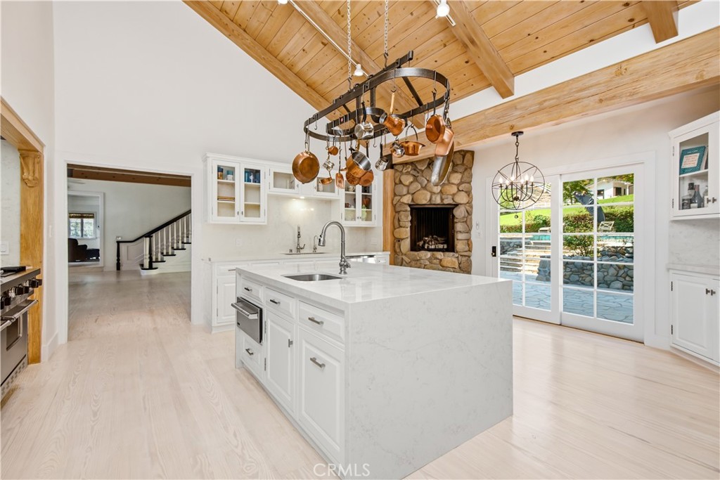 24232 Long Valley Road Hidden Hills, CA 91302 - Photo 8 of 37 Gallery Image 8
