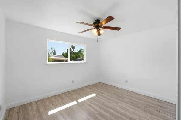 $324,900 | 4907 East Platt Avenue, Fresno, CA 93727