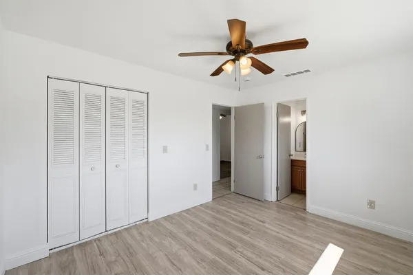 $324,900 | 4907 East Platt Avenue, Fresno, CA 93727