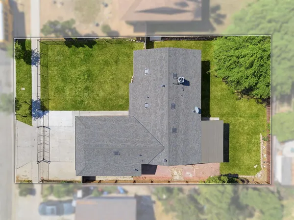 $324,900 | 4907 East Platt Avenue, Fresno, CA 93727