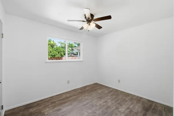 $324,900 | 4907 East Platt Avenue, Fresno, CA 93727