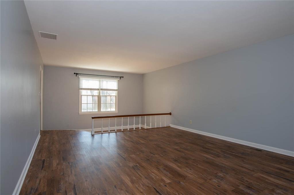 363 Bennington Road Indianapolis, IN 46227 - Photo 12 of 35 Gallery Image 12