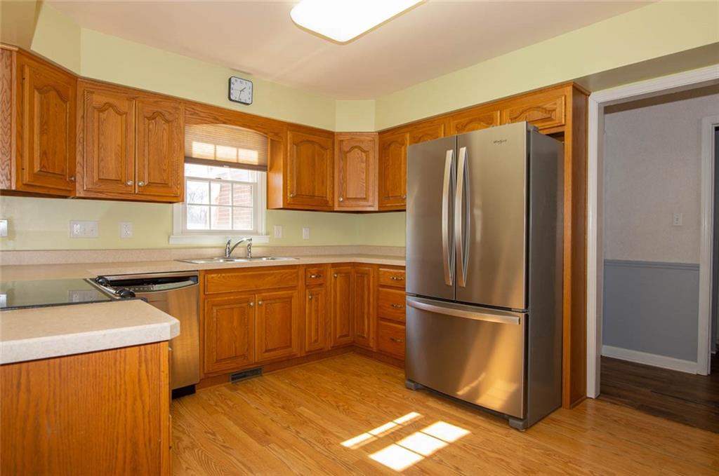 363 Bennington Road Indianapolis, IN 46227 - Photo 16 of 35 Gallery Image 16