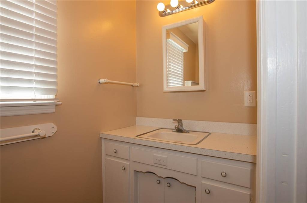 363 Bennington Road Indianapolis, IN 46227 - Photo 22 of 35 Gallery Image 22