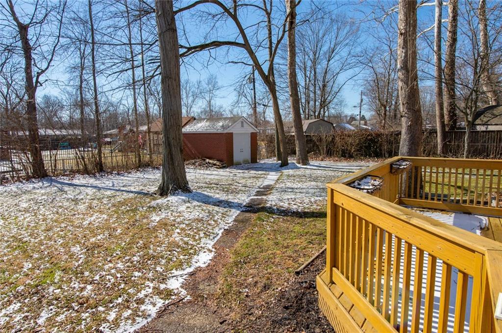 363 Bennington Road Indianapolis, IN 46227 - Photo 34 of 35 Gallery Image 34